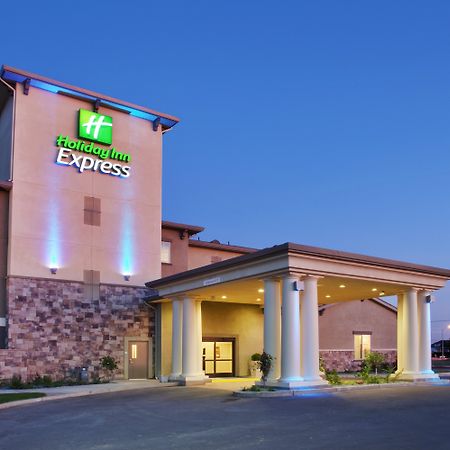 Holiday Inn Express Lodi By Ihg Exterior photo