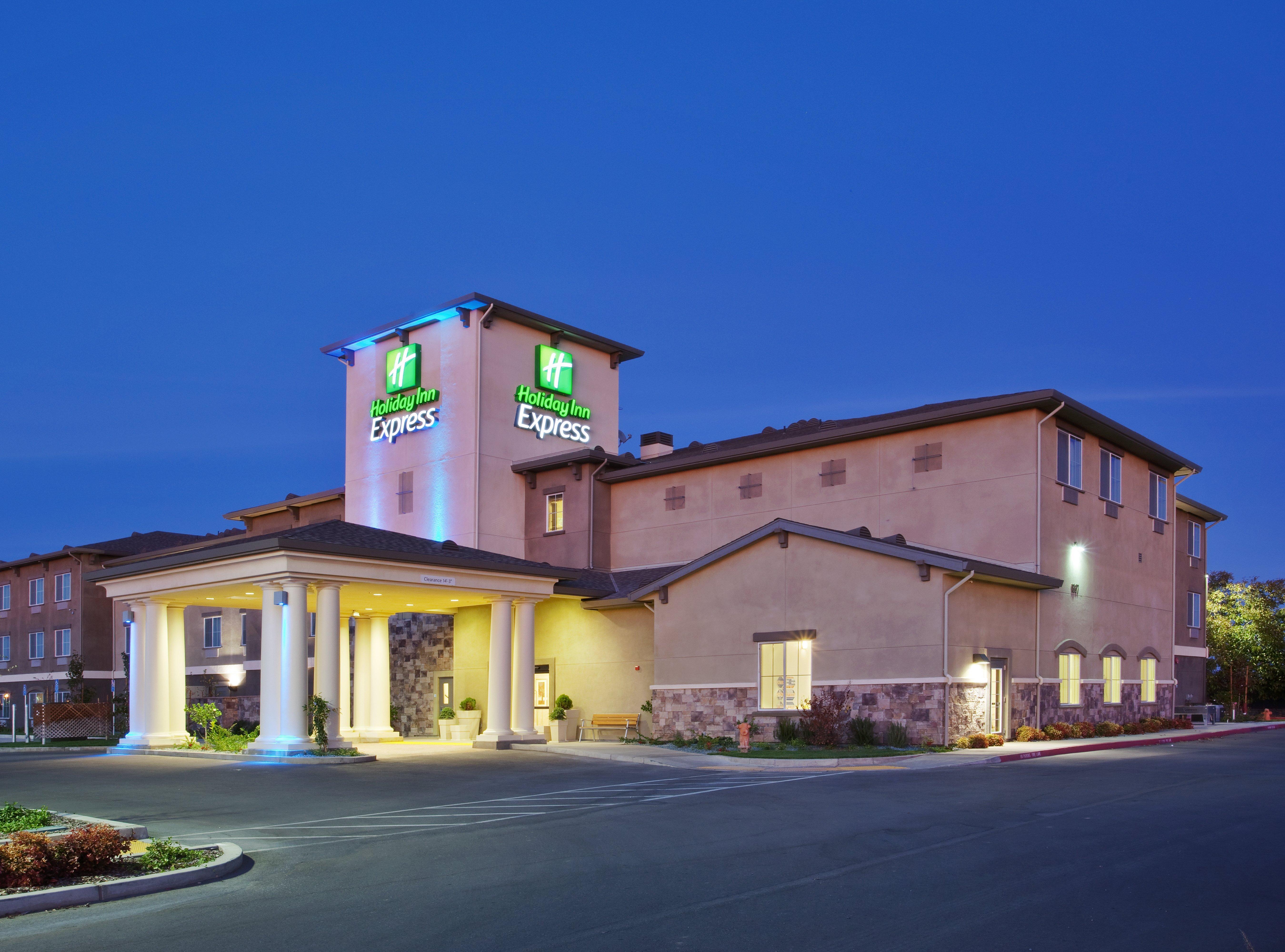 Holiday Inn Express Lodi By Ihg Exterior photo
