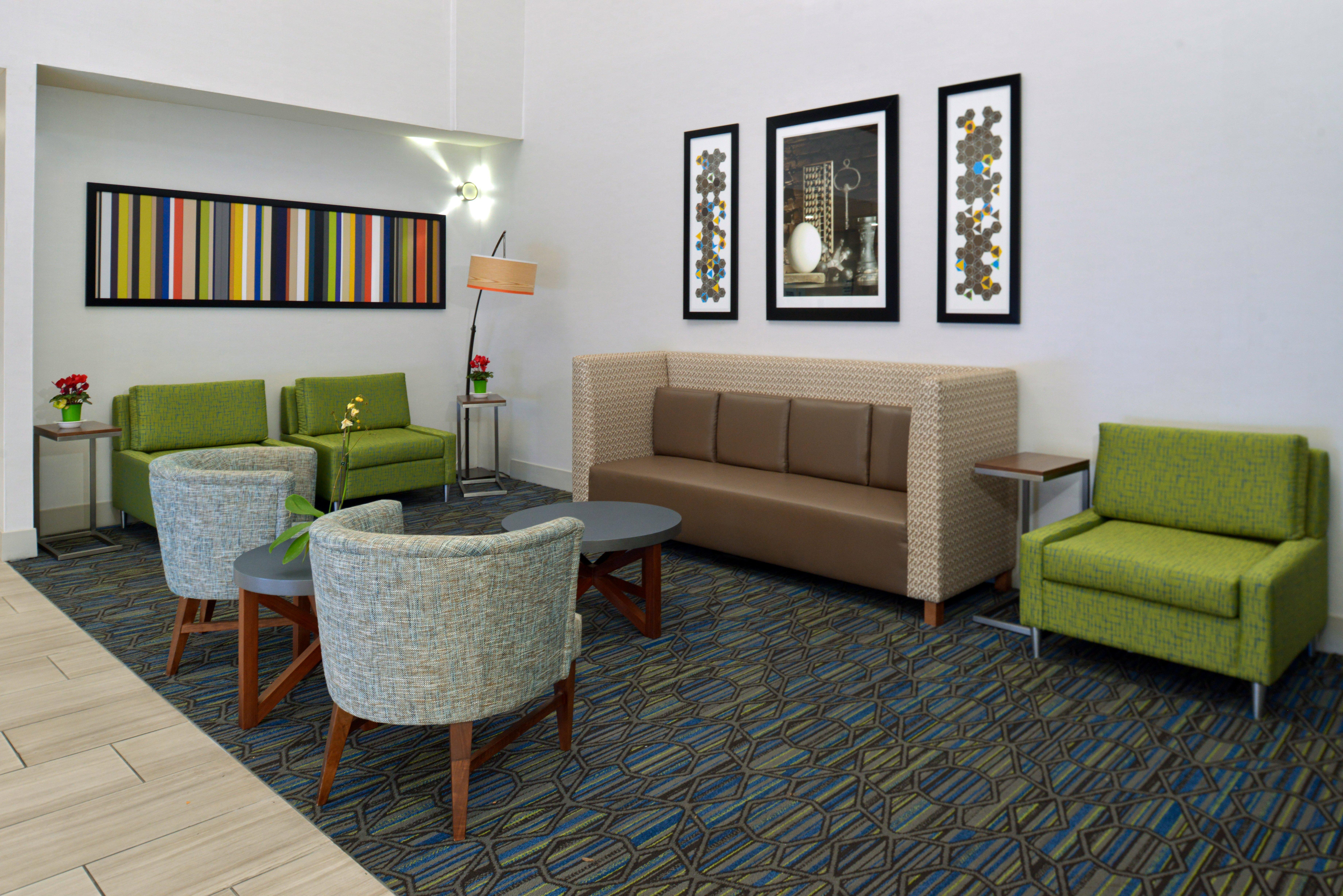 Holiday Inn Express Lodi By Ihg Exterior photo